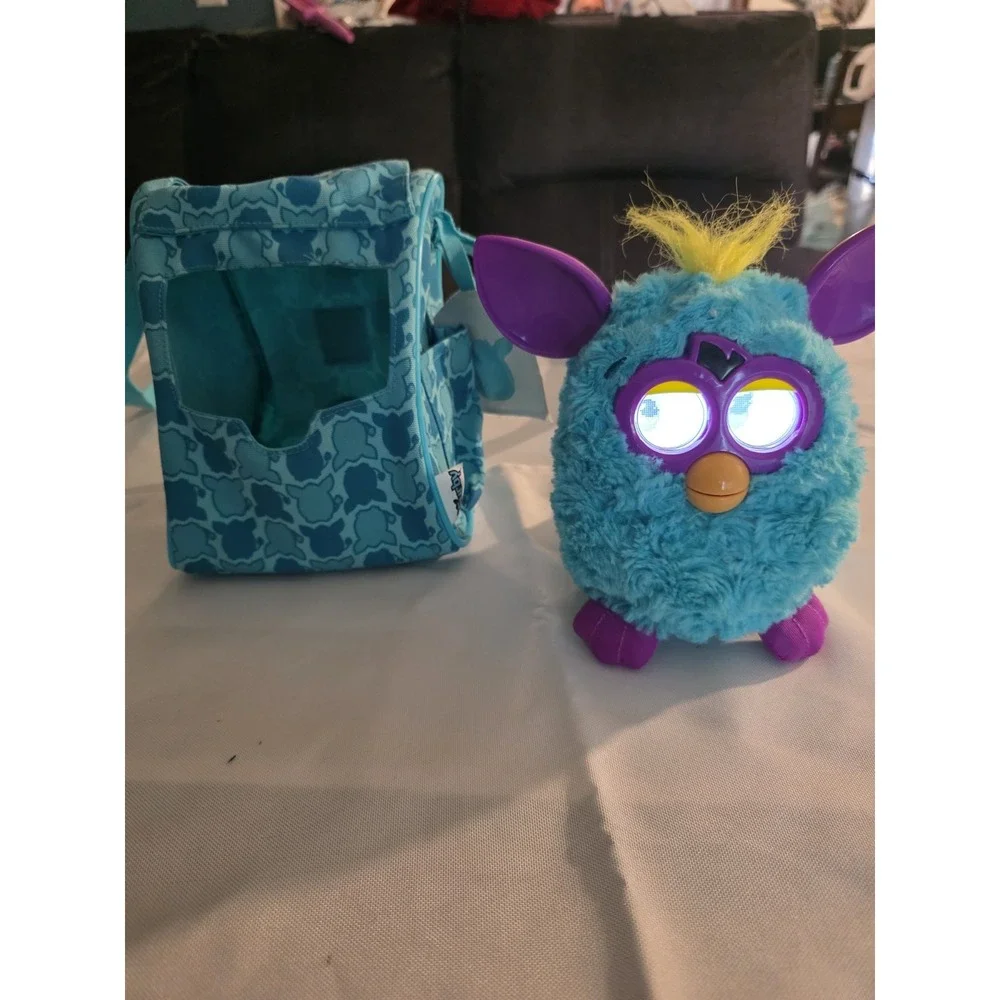 2012 Furby Lagoon Teal Purple - 2nd Gen - Mind Of Its Own‎